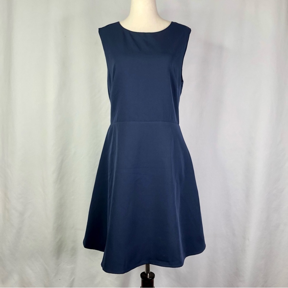 Lulu's fit and flare mini dress navy open back lace detail sleeveless XL